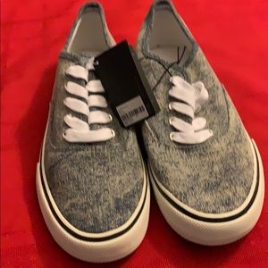 Forever 21 Men’s Shoes Size 8